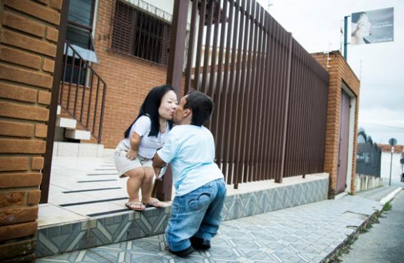 đời sống trẻ,cặp đôi nhỏ nhất thế giới,chuyện tình cặp đôi nhỏ nhất thế giới