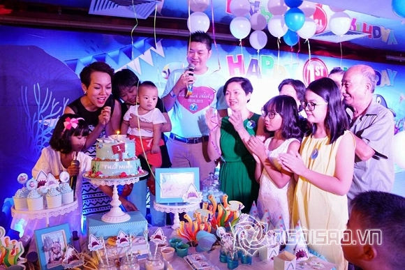 Thái Thùy Linh, con trai Thái Thùy Linh, ca sĩ Thái Thùy Linh, sinh nhật con trai Thái Thùy Linh, con trai Thái Thùy Linh 1 tuổi, sao việt 
