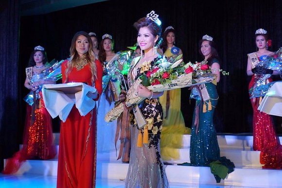 Á hậu Thanh Vy, Á hậu Thanh Vy làm từ thiện, Sao Việt, Sao Việt làm từ thiện