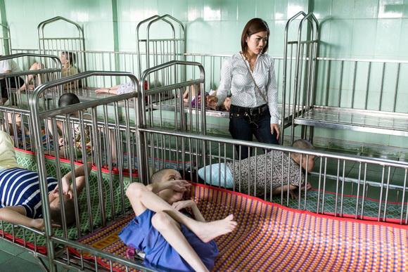 Á hậu Thanh Vy, Á hậu Thanh Vy làm từ thiện, Sao Việt, Sao Việt làm từ thiện