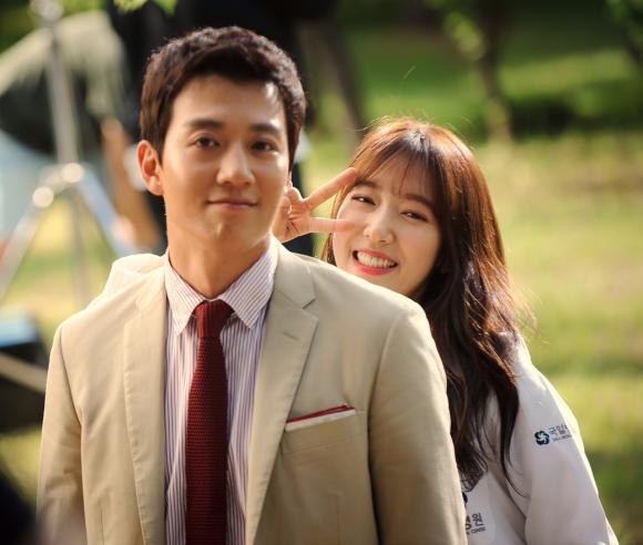 Kim Rae Won - Nam Diễn Viên Phim 'Doctors' Là Ai?