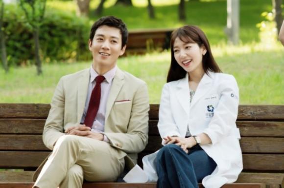 phim Doctors, phim bác sĩ, phim hàn, Park Shin Hye, Kim Rae Won, sao Hàn