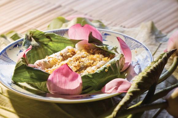 Chè hạt sen, Gà hấp lá sen, Nhà hàng Ao-Ta, Món ăn ngon từ sen