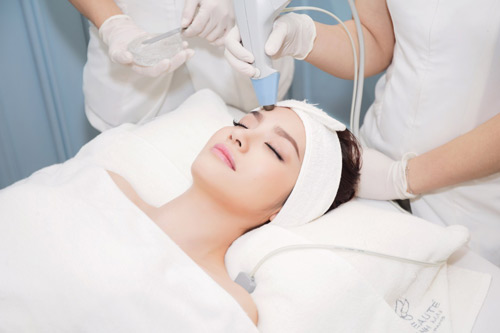 BB Thanh Mai, Trẻ hóa da, Căng cơ, Thẩm mỹ viện trẻ hóa da