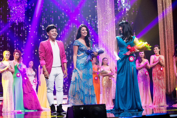 son-collection-216-ngoisao 0 Hoa hậu Phụ nữ người Việt quốc tế 2016, Hoa hậu Phu nhân người Việt thế giới 2016