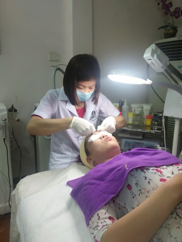 spa-thuy-dung-216-3-ngoisao 8 Spa Thùy Dung, Phun xăm thẩm mỹ, Trị nám, Điều trị mụn