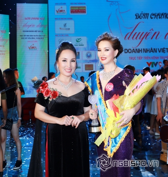 Doanh nhân Trịnh Yến, Trịnh Yến Spa, Duyên Dáng Doanh Nhân Việt 2016, Hoa khôi Phong cách Trịnh Yến