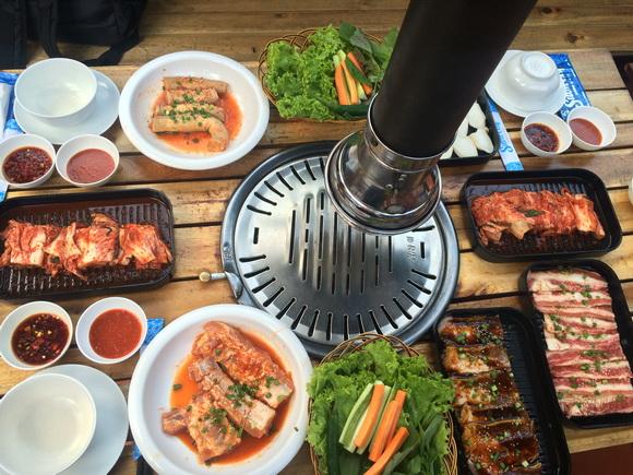 Sườn Cây Nướng & Beer, Nhà hàng Sườn Cây, Ẩm thực Sài Gòn