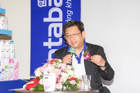 Diễm Hương, Văn Mai Hương, Sữa tắm kháng khuẩn Antabax