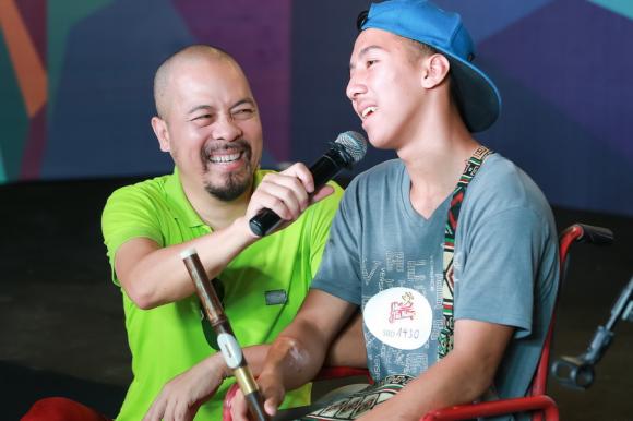 Mc vân hugo,nhà thiết kế đức hùng,vân hugo xinh đẹp