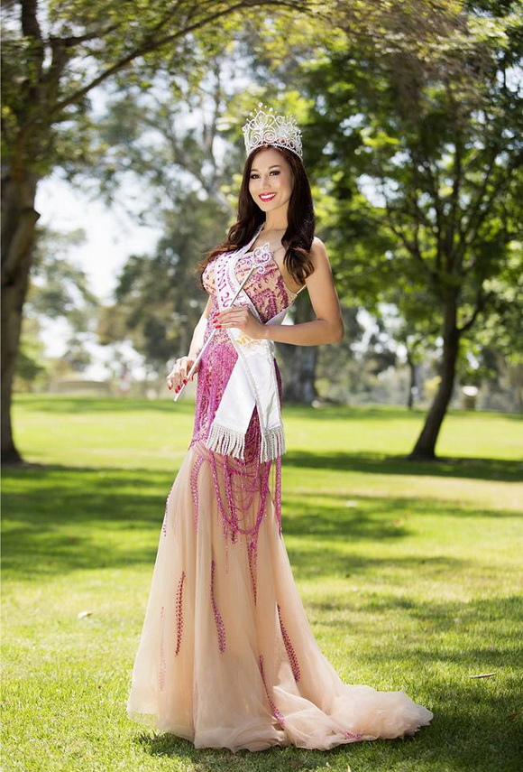 Hoa hậu Phụ nữ người Việt quốc tế 2016, Nina Nhung Đào, Sao Việt