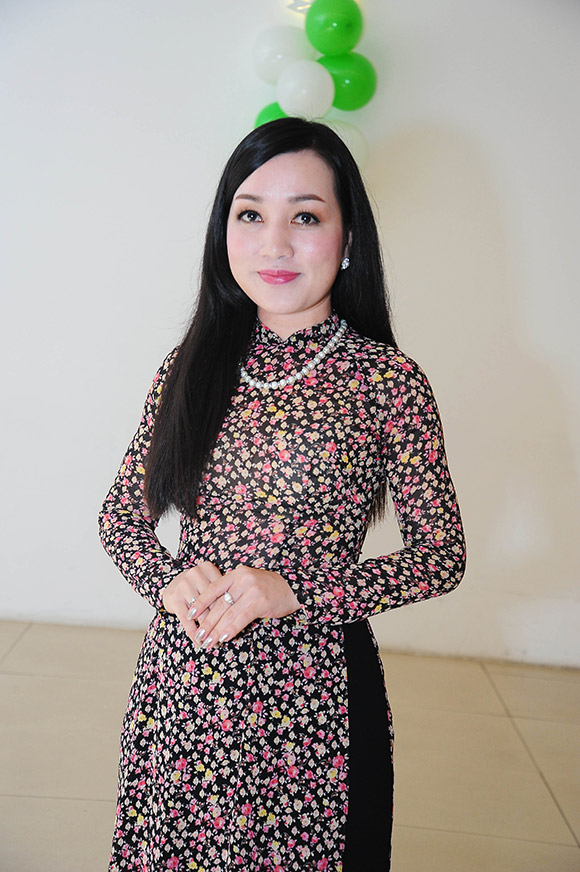 sao Việt, Dương Ngọc Thái, bà xã Dương Ngọc Thái, con trai Dương Ngọc Thái, vợ chồng Dương Ngọc Thái hôn nhau