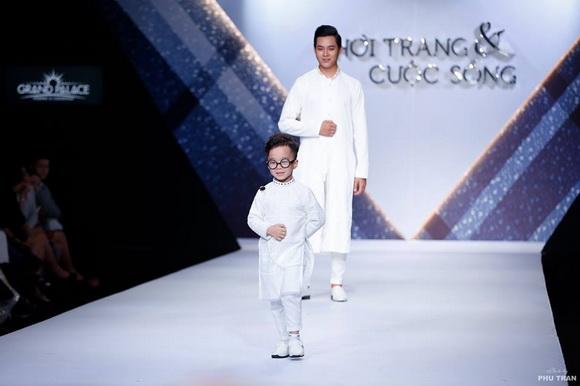 Lại Hoàng Kim Sơn, Mẫu nhí Kim Sơn, Thời Trang & Cuộc Sống