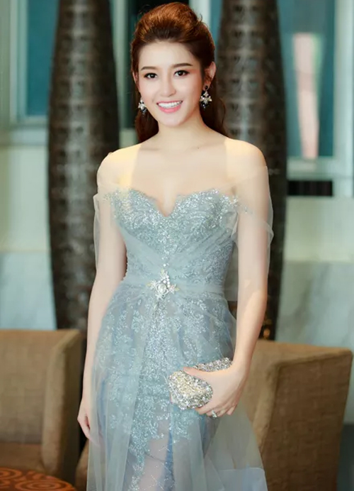 Á hậu Huyền My, Hoa hậu Việt Nam, Thí sinh hoa hậu Việt Nam, Sao Việt