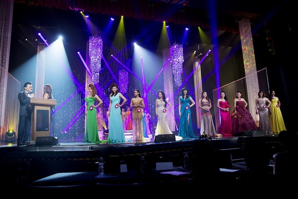 Á hậu Tina Ngọc Lan Phạm, Tina Ngọc Lan Phan, Sao Việt