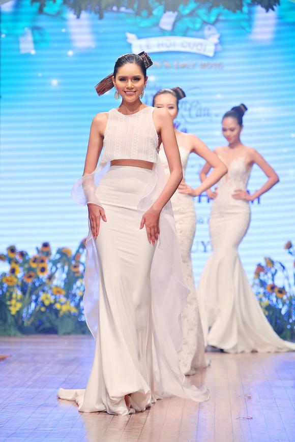 Á hậu Kim nguyên, Kim Nguyên, Sao Việt