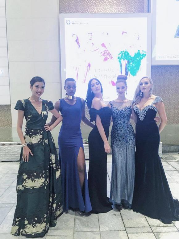 Á hậu thúy vân,hoa hậu quốc tế 2015,thúy vân áo dài rạng rỡ