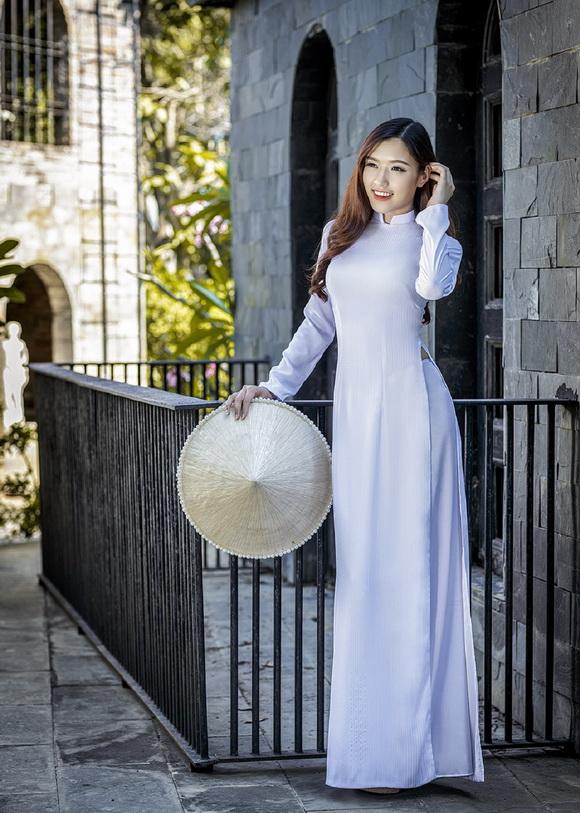 Nữ hoàng trang sức 2015, Phương Chi, Sao Việt, Áo dài Thái Tuấn