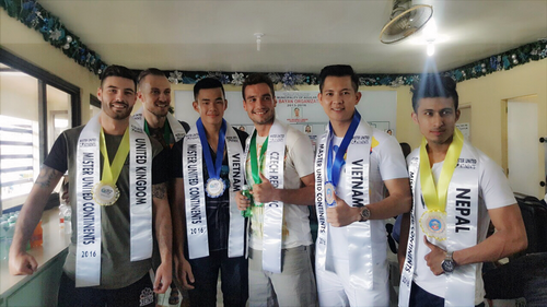 Nguyễn Hải Quân, Người mẫu Nguyễn Hải Quân, Sao Việt, Bầu Hòa