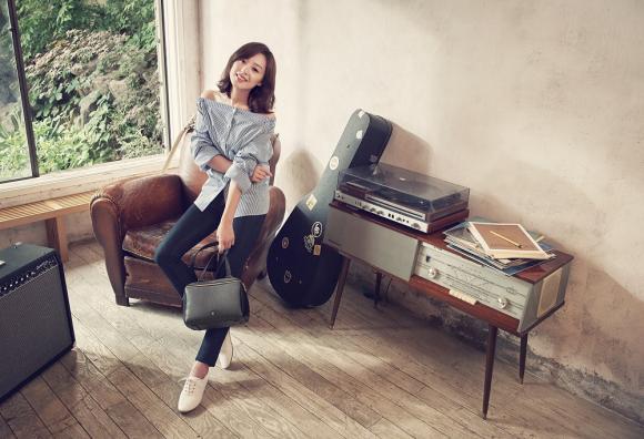 sao Hàn,mỹ nhân Hậu duệ Mặt trời,Kim Ji Won,Kim Ji Won đẹp duyên dáng