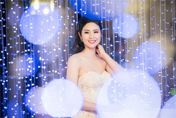 Hoa hậu Kỳ Duyên, Phạm Hương, Huyền My, Hoa hậu Việt, Sao Việt