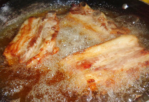  thịt chiên,  thịt chiên nước mắn, thịt chiên nước mắm kiểu Thái, cách làm thịt chiên nước mắm kiểu Thái, món Thái, cách nấu ăn 