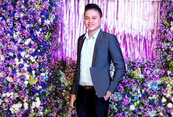 Doanh nhân trẻ, Mã Đào Ngọc Bích, Simon Tứ