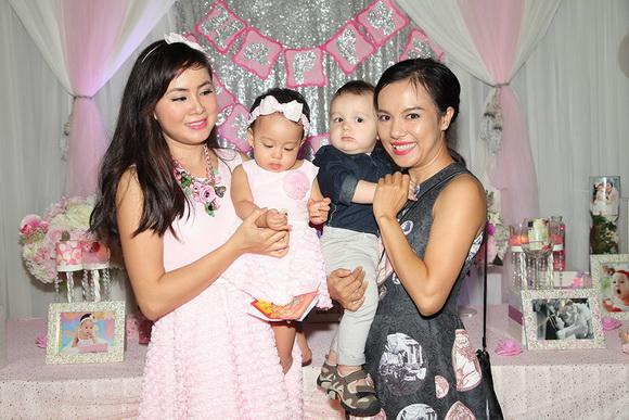 Đạo diễn Quyền Lộc, Quyền Lộc, Em trai Quyền Linh, Sao Việt