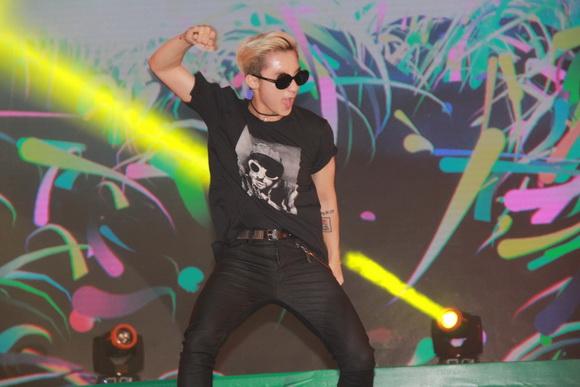 img0942resizeresize-ngoisao 1 Giải nhiệt mùa hè,mùa hè không độ,trà xanh không độ,tân hiệp phát,sơn tùng mtp