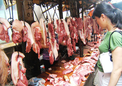thịt bơm nước, thịt tiêm thuốc an thần, thịt bẩn, cách chọn thịt lợn sạch, cách nhận biết thịt bẩn, sức khỏe 
