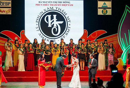 Áo cưới, phun phêu thẩm mỹ Hiệp Tâm, Phun phêu thẩm mỹ Hiệp Tâm, Áo cưới Hiệp Tâm