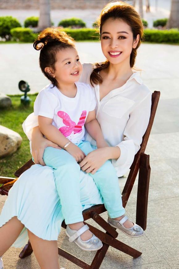 Jennifer Phạm, Jennifer Phạm và con gái, con Jennifer Phạm, sao Việt
