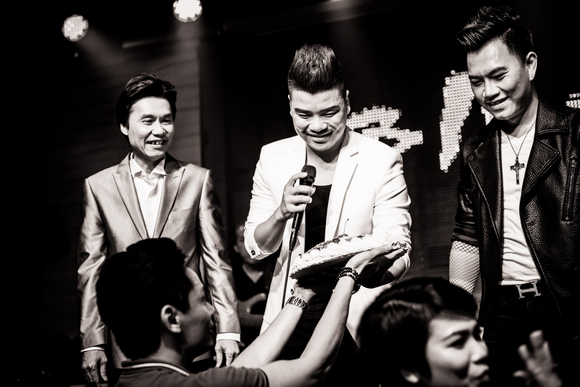 tan-hy-khanh-48-12-ngoisao 8 Tân Hy Khánh, Ca sĩ Tân Hy Khánh, Sao Việt