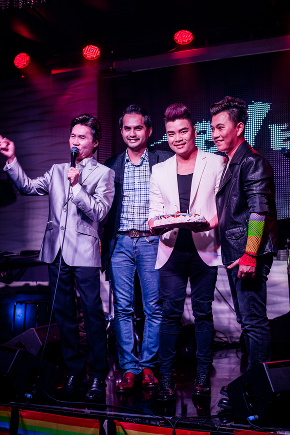 tan-hy-khanh-48-13-ngoisao 7 Tân Hy Khánh, Ca sĩ Tân Hy Khánh, Sao Việt