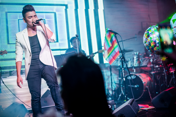 tan-hy-khanh-48-16-ngoisao 4 Tân Hy Khánh, Ca sĩ Tân Hy Khánh, Sao Việt