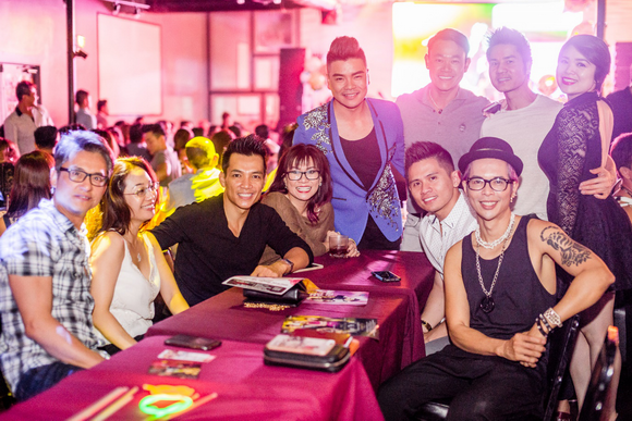 tan-hy-khanh-48-9-ngoisao 11 Tân Hy Khánh, Ca sĩ Tân Hy Khánh, Sao Việt