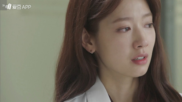 Park Shin Hye và Kim Rae Won, Park Shin Hye, Doctors tập 15