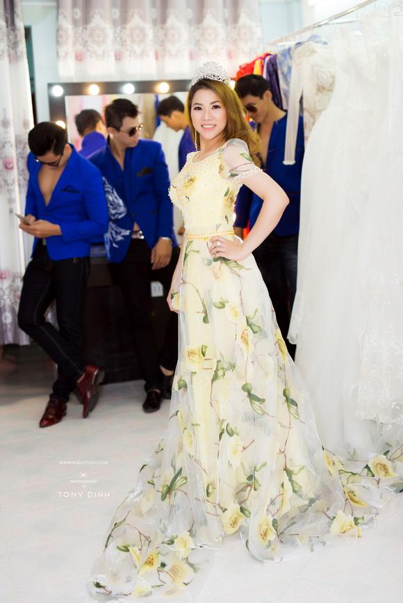 NTK Tommy Nguyễn, Hoa Hậu Qúy Bà Việt Nam Thế giới, Sao Việt