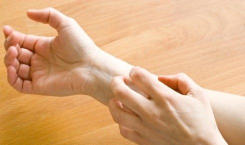 dị ứng, mẩn ngứa, chanh gừng dưa leo, man ngua