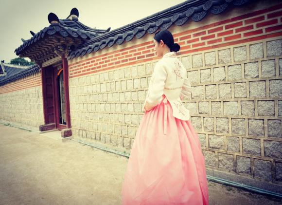 Huyền Baby, Huyền Baby hanbok, Huyền Baby ở Hàn Quốc, giới trẻ việt nam, hotgirl việt