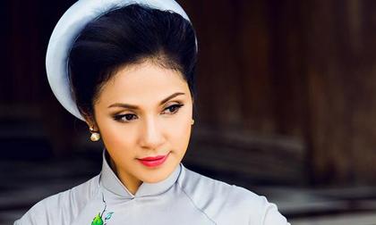 Việt Trinh, Việt Trinh áo dài, diễn viên Việt Trinh