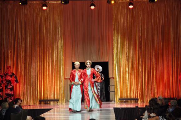 NTK Võ Việt Chung, “Haute with heart fashion show”