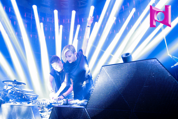 Miss on the mix, Võ Hoàng Yến, Hà Linh Vân