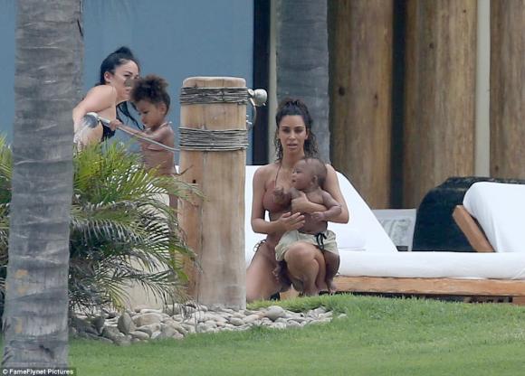 Kim Kardashian, con Kim Kardashian, sao hollywood