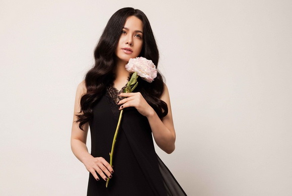 Nhật Kim Anh, Ca sĩ Nhật Kim Anh, Sao Việt