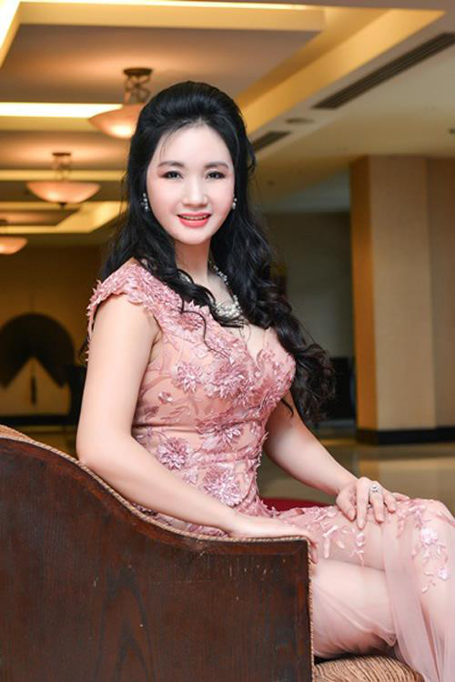 Mẹ hoa hậu Việt, Mẹ Á hậu Việt, Hoa hậu Việt, Sao Việt, Phạm Hương, Hoa hậu Thu Ngân