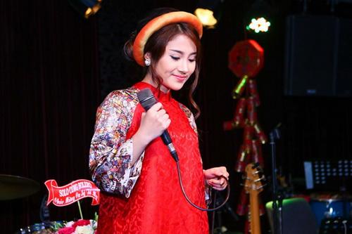 Thu Hằng Bolero, Ca sĩ Thu Hằng, Sao Việt