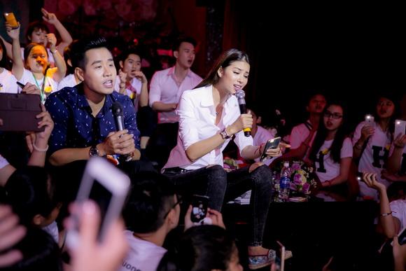 Hoa hậu phạm hương,hoa hậu hoàn vũ,phạm hương họp fans