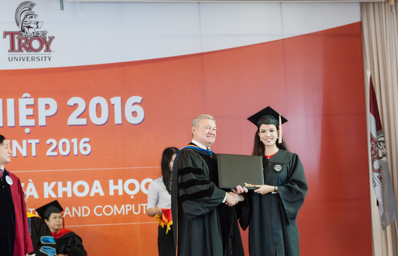 Trương Mi Ngọc, Diễn viên Trương Mi Ngọc, Sao việt