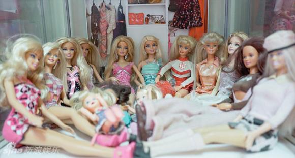 phát cuồng barbie, búp bê barbie, chi 1,5 tỷ vì barbie, đời sống trẻ